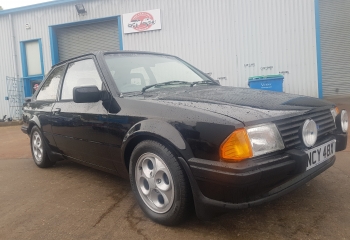 Ford Escort XR3 - 5 Speed