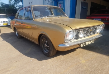 Ford Cortina 1600E