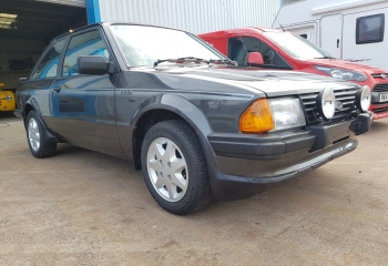 Ford Escort XR3i - 5 Speed