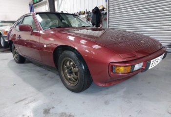 Porsche 924