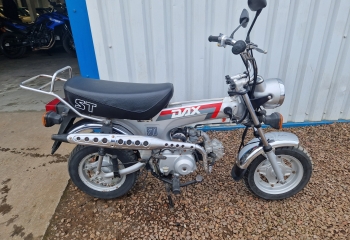 Honda Dax ST50