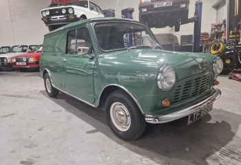 Leyland Mini 850 Van